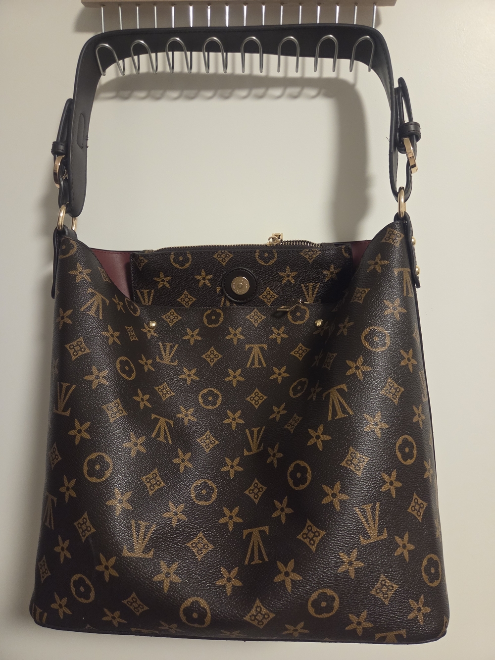 Luxury Monogram Brown Shoulder Bag - Designer Style